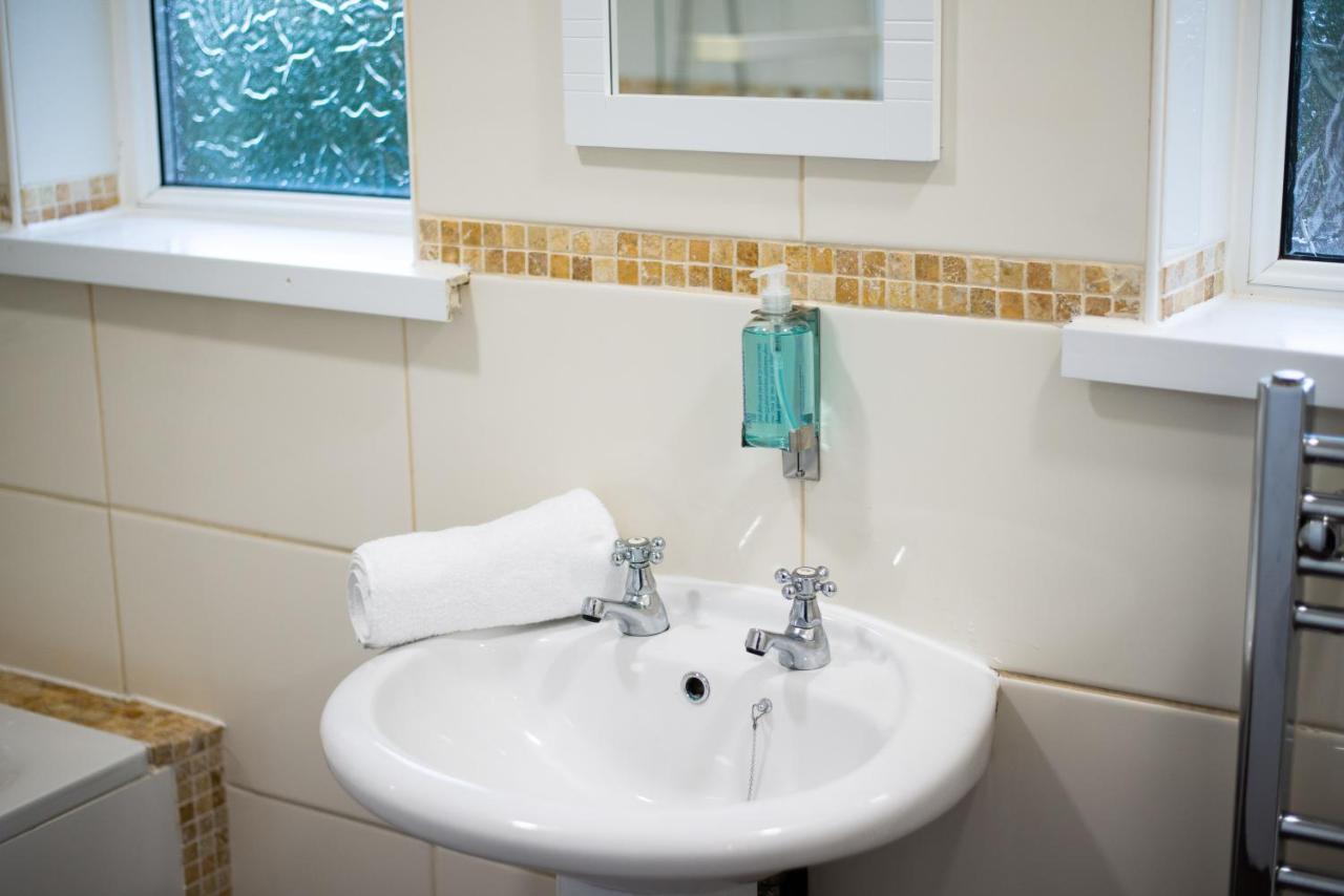 Private Parking, Garden, Close To Beach! Swansea Exteriér fotografie